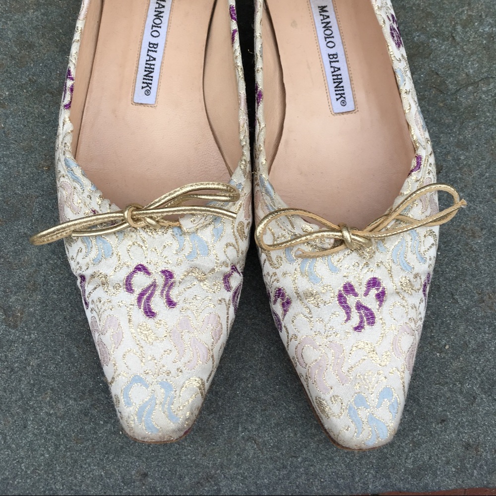 Authentic Manolo Blahnik Flats